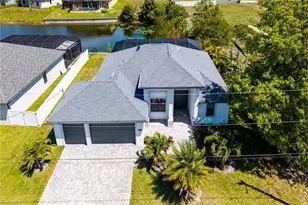635 NE 7th Terrace, Cape Coral, FL 33909 - Photo 1