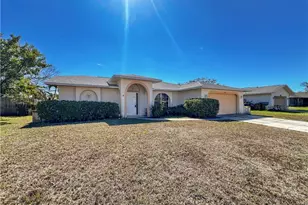 208 SE 17th St, Cape Coral, FL 33990 - Photo 1