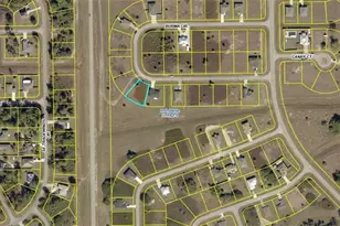 7027 Burma Cir, Labelle, FL 33935 - Photo 1
