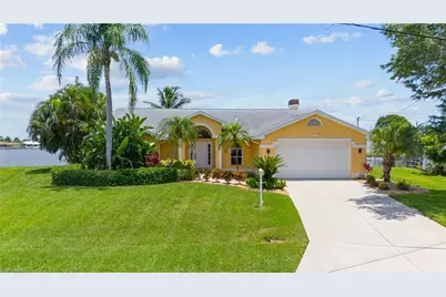 102 SW 9th St, Cape Coral, FL 33991 - Photo 1