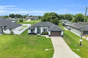 627 NW 2nd Terrace, Cape Coral, FL 33993 - Photo 1
