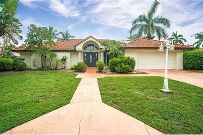 5231 Greenbriar Dr, Fort Myers, FL 33919 - Photo 1