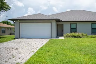 517 NE 24th Pl, Cape Coral, FL 33909 - Photo 1