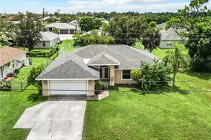 1726 Trafalgar Pkwy, Cape Coral, FL 33991 - Photo 1