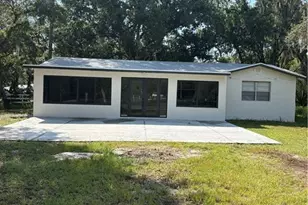 102 Oak Dr, Clewiston, FL 33440 - Photo 1