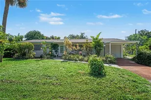 1564 Ixora Dr, North Fort Myers, FL 33917 - Photo 1