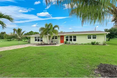 1007 Wilshire Dr, Fort Myers, FL 33919 - Photo 1