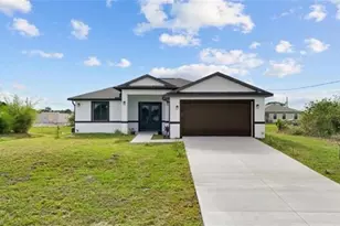 9003 W Crow Cir, Labelle, FL 33935 - Photo 1