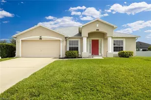 923 NE 9th Terrace, Cape Coral, FL 33909 - Photo 1