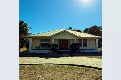 1163 Live Oaks Ln, Moore Haven, FL 33471 - Photo 1