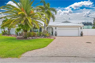 4346 Harbour Ln, North Fort Myers, FL 33903 - Photo 1