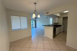 2885 Winkler Ave, Fort Myers, FL 33916 - Photo 6
