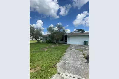 1401 NE 10th St, Cape Coral, FL 33909 - Photo 1