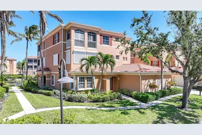 3228 Sunset Key Cir #101, Punta Gorda, FL 33955 - Photo 1