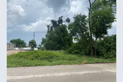 3021 NE 6th Ave, Cape Coral, FL 33909 - Photo 1