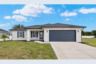 629 NW 17th Pl, Cape Coral, FL 33993 - Photo 1