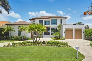 595 16th Ave S, Naples, FL 34102 - Photo 1