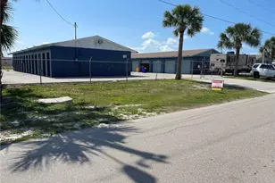 830 Buttonwood Dr, Fort Myers Beach, FL 33931 - Photo 1
