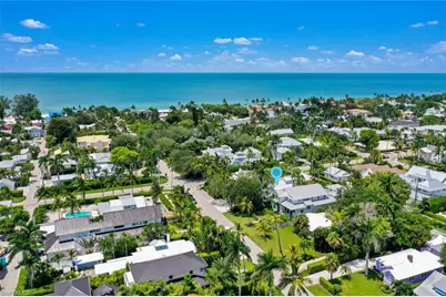 223 11th Ave S, Naples, FL 34102 - Photo 1