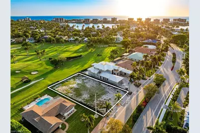 580 Harbour Dr, Naples, FL 34103 - Photo 1