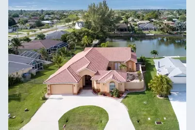 622 SE 20th St, Cape Coral, FL 33990 - Photo 1