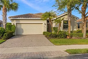 2517 Laurentina Ln, Cape Coral, FL 33909 - Photo 1