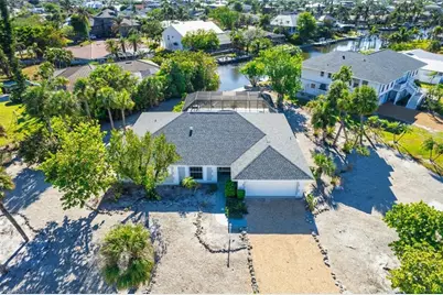 755 Pen Shell Dr, Sanibel, FL 33957 - Photo 1