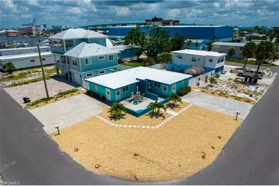 412 Harbor Ct, Fort Myers Beach, FL 33931 - Photo 1