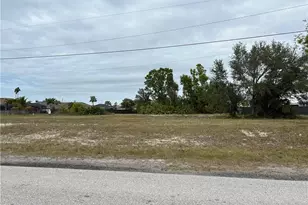 1029 SW 4th Terrace, Cape Coral, FL 33991 - Photo 1