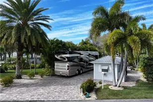 5752 Brightwood Dr, Fort Myers, FL 33905 - Photo 1