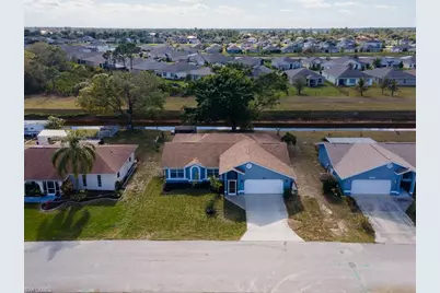 19484 Poppytree Ct, Lehigh Acres, FL 33936 - Photo 1