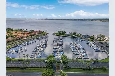 4611 S Landings Dr #L12, Fort Myers, FL 33919 - Photo 1