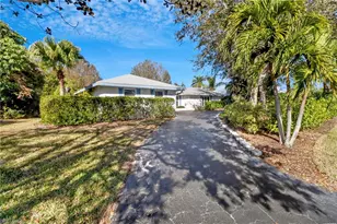 1999 Alamanda Dr, Naples, FL 34102 - Photo 1