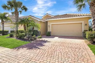 2474 Heydon Cir E, Naples, FL 34120 - Photo 1