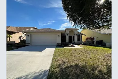 13111 Regent Cir, Fort Myers, FL 33966 - Photo 1