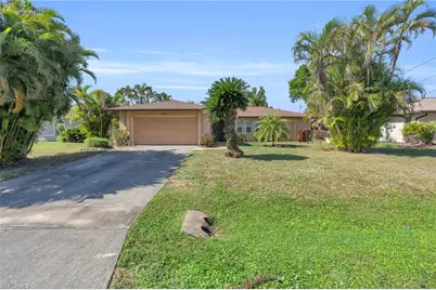 512 SE 17th Pl, Cape Coral, FL 33990 - Photo 1