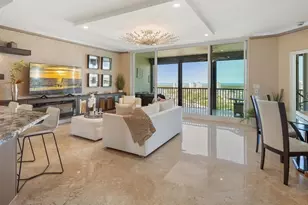 430 Cove Tower Dr, Naples, FL 34110 - Photo 1