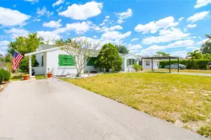 3577 Hibiscus Ave, Naples, FL 34104 - Photo 1