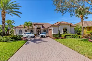 389 Cypress Way W, Naples, FL 34110 - Photo 1