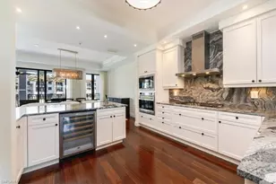 1530 5th Ave S, Naples, FL 34102 - Photo 8