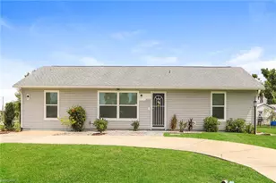 18511 Briggs Cir, Port Charlotte, FL 33948 - Photo 1