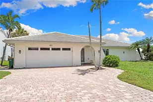 380 Conners Ave, Naples, FL 34108 - Photo 1
