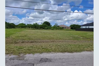 1330 NE 9th Ave, Cape Coral, FL 33909 - Photo 1