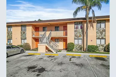 2700 Park Windsor Dr #711, Fort Myers, FL 33901 - Photo 1