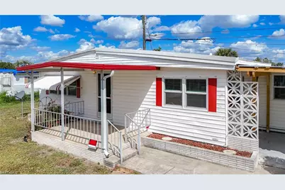 139 Gaslight Ave, North Fort Myers, FL 33917 - Photo 1