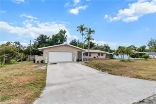 1020 Sumica Dr, Fort Myers, FL 33919 - Photo 1