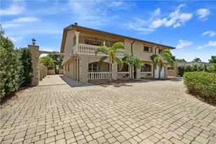 1434 Alhambra Dr, Fort Myers, FL 33901 - Photo 1