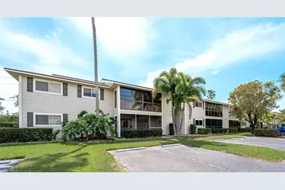 8101 S Woods Cir #1, Fort Myers, FL 33919 - Photo 1