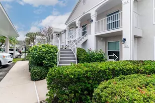 828 Gulf Pavilion Dr S, Naples, FL 34108 - Photo 1