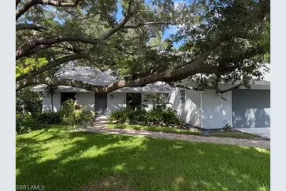 660 York Ter, Naples, FL 34109 - Photo 1